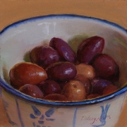 100909a1674-olives-in-a-bowl