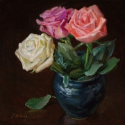 200614-roses-in-a-blule-ceramic-vase-8x8