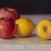 220608-four-apples-8x6