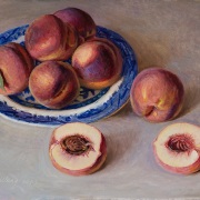 230919-white-peaches-on-a-blue-and-white-plate-14x11