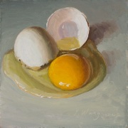 231005-a-cracked-egg-5x5
