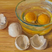 240302-eggshells-with-egg-in-a-glass-bowl-8x6