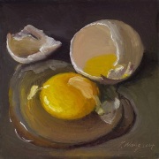 240810-a-cracked-egg-5x5