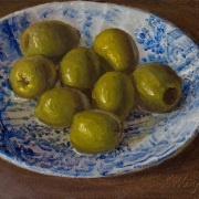 241223-olives-in-a-blue-and-white-saucer-7x5